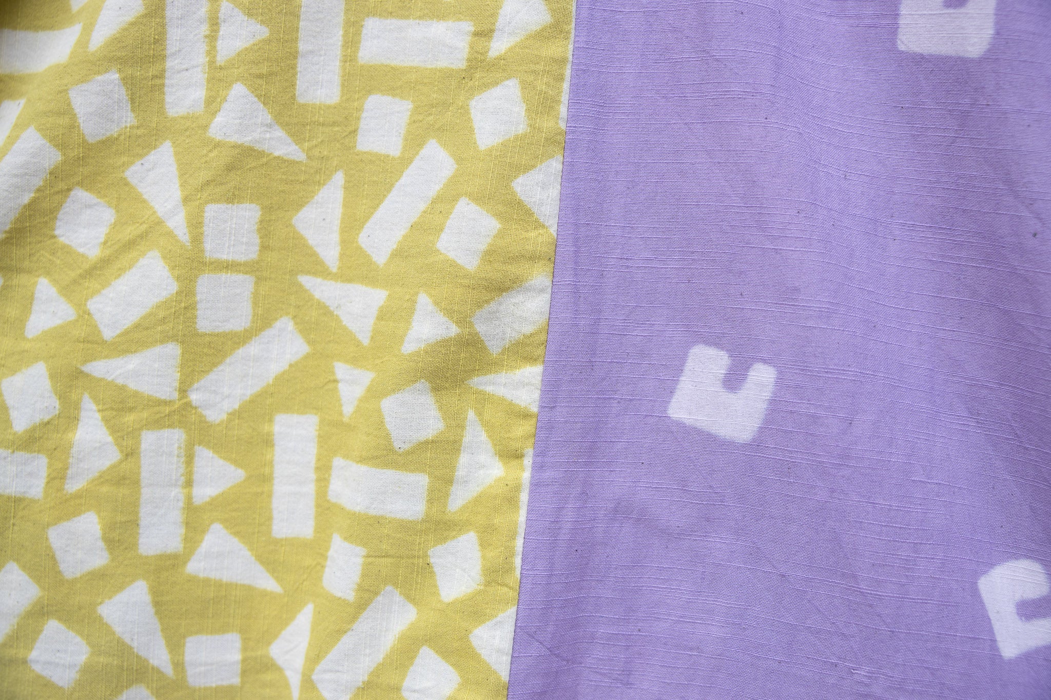 Aloe Again Patchwork Sleeveless Shirt - Image 3