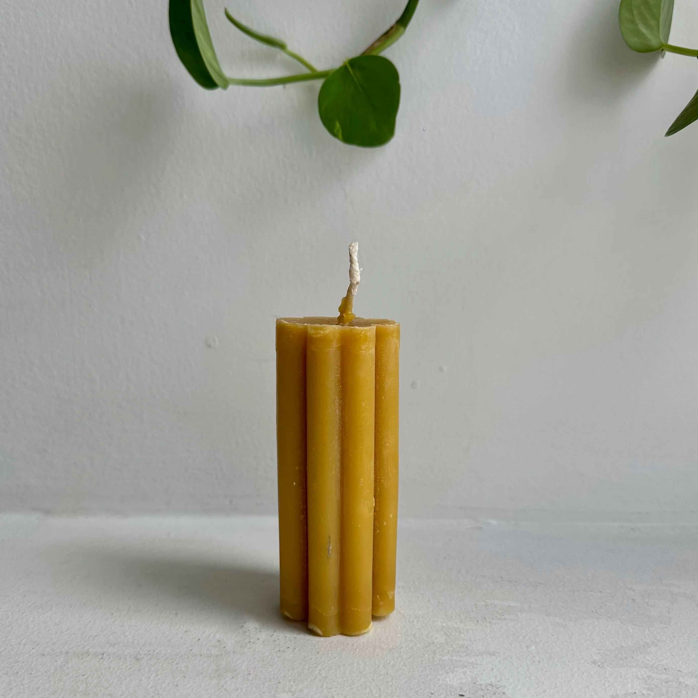 Column Pure Beeswax Candle - Image 3