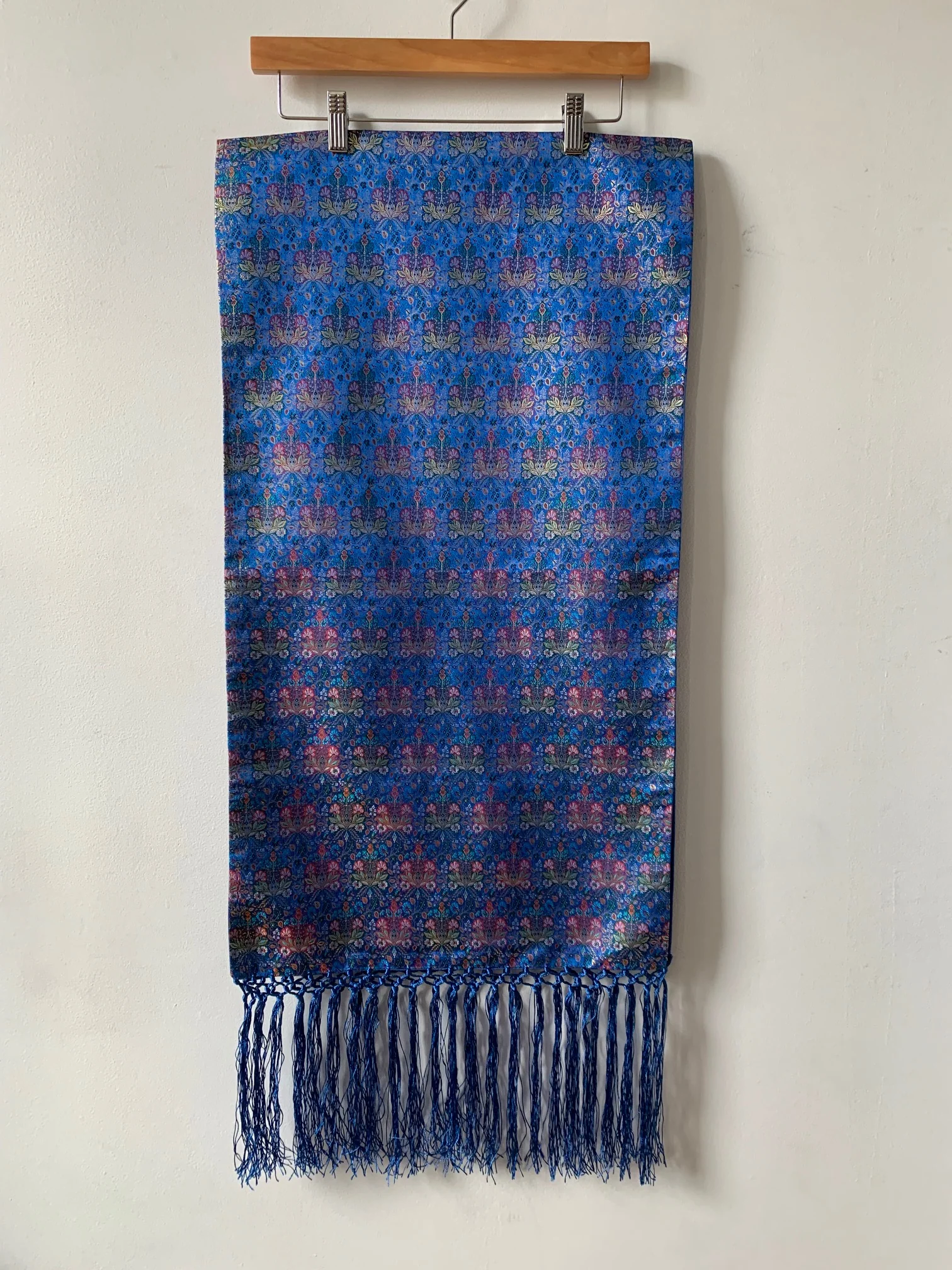 Silk Brocade Scarves - Image 21