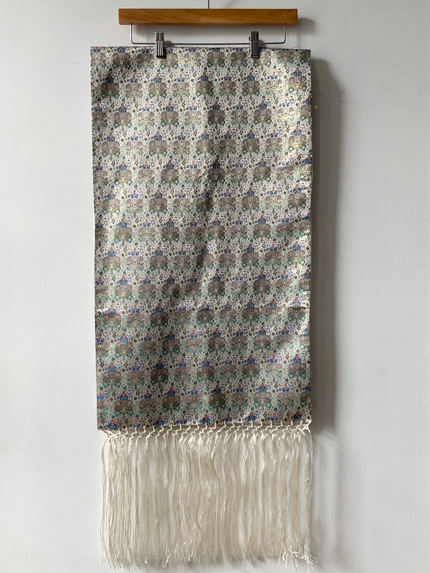 Silk Brocade Scarves - Image 5