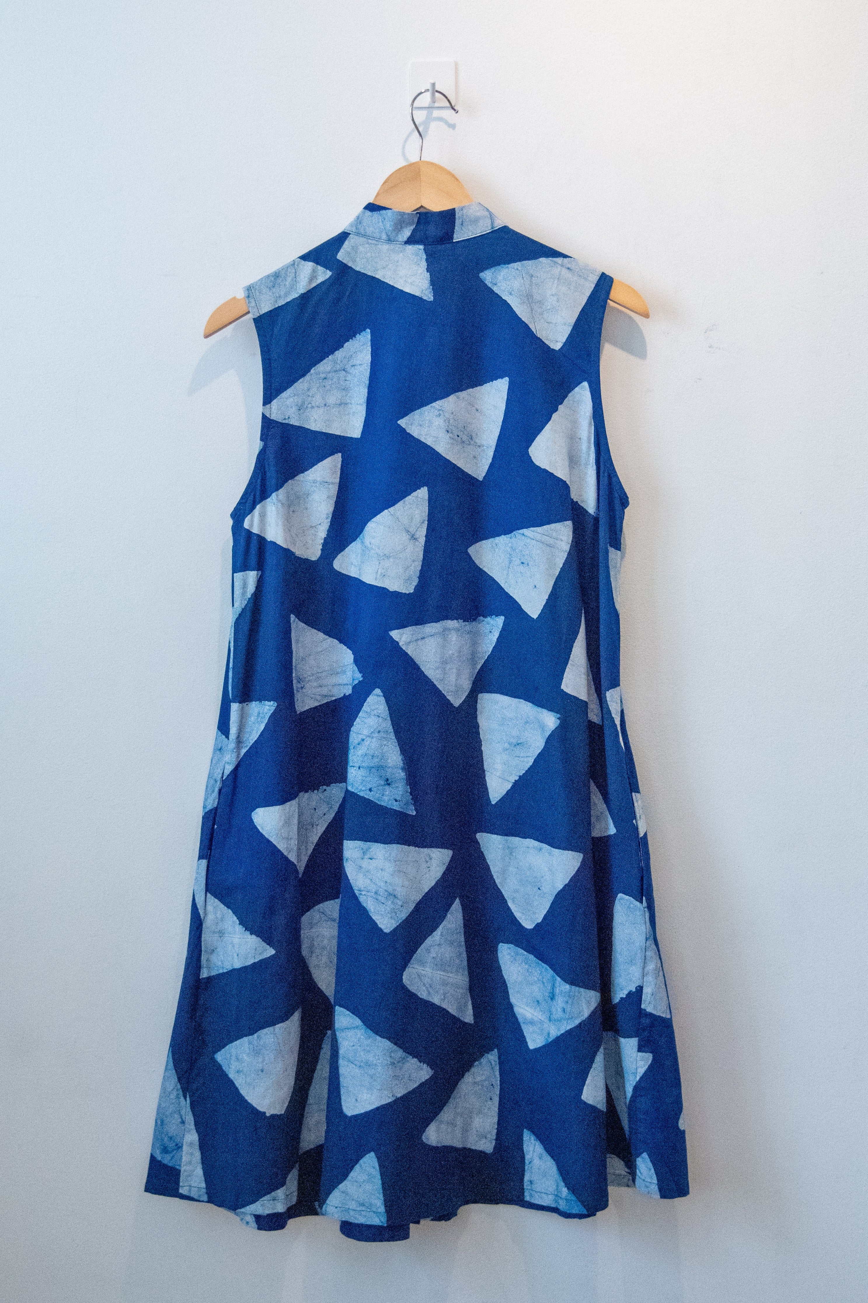 Equilateral Sleeveless Dress - Image 5