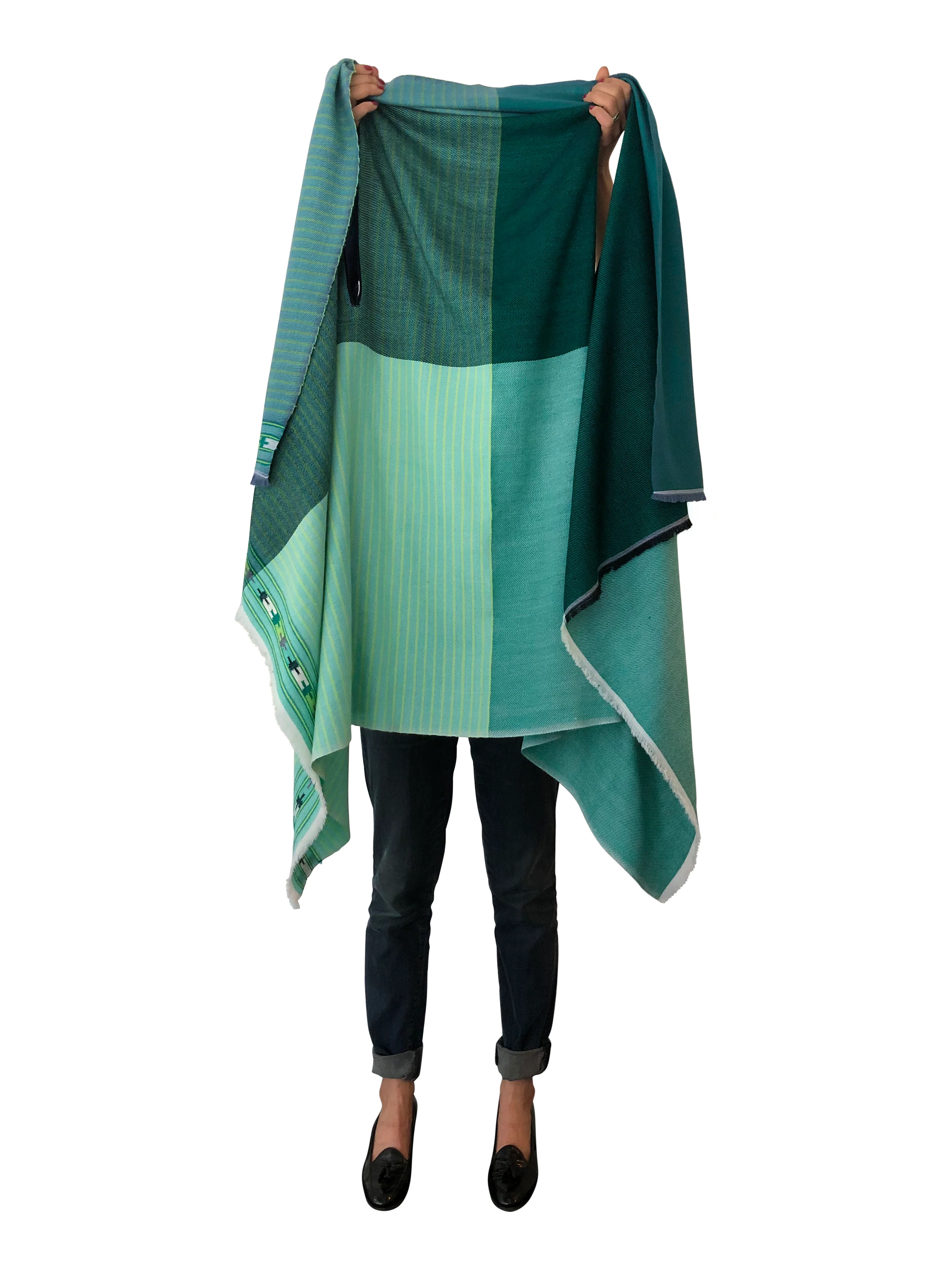 Julahas Green Fusion Cape - Image 4