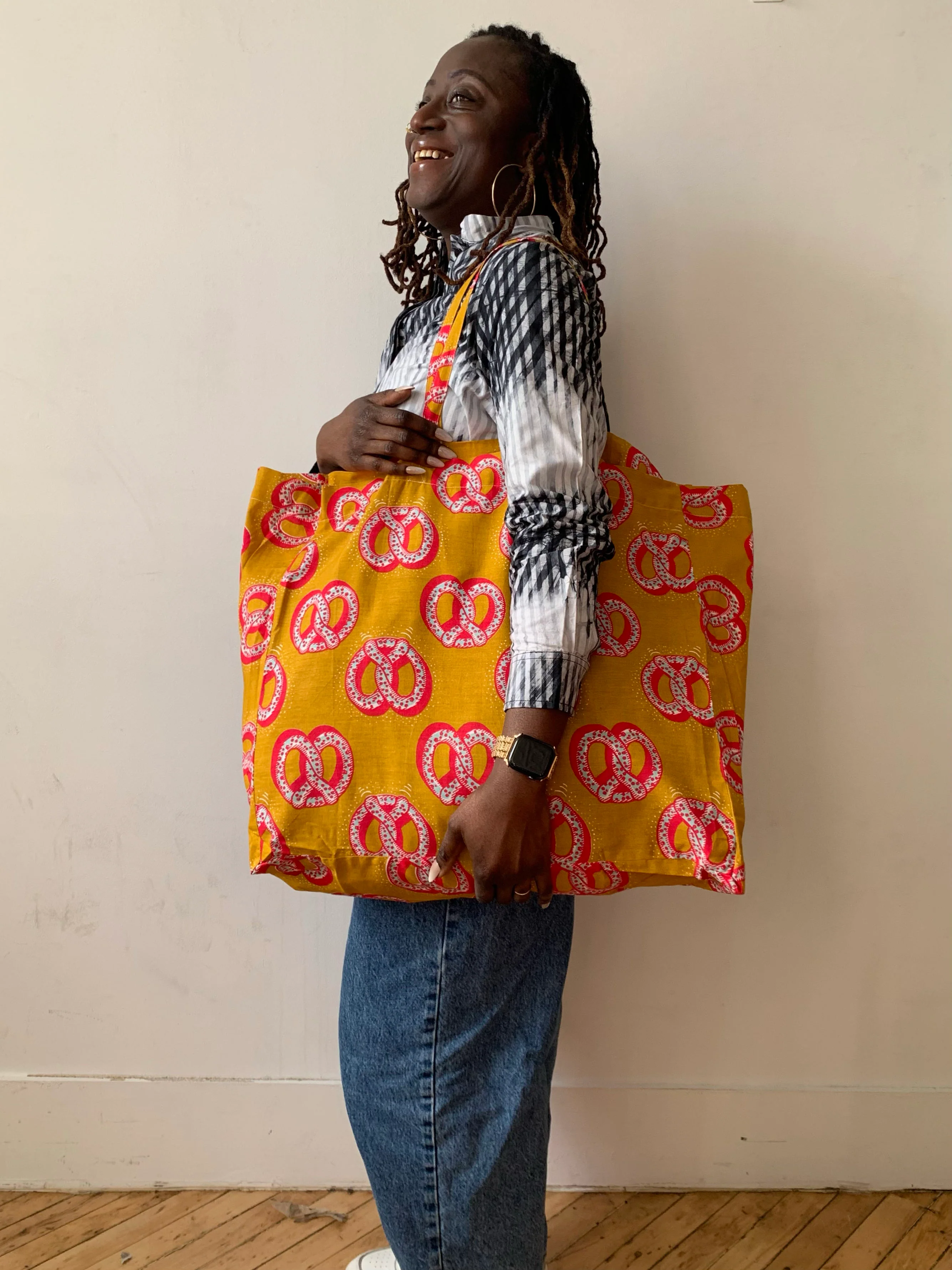 Oversized Tote - Image 5