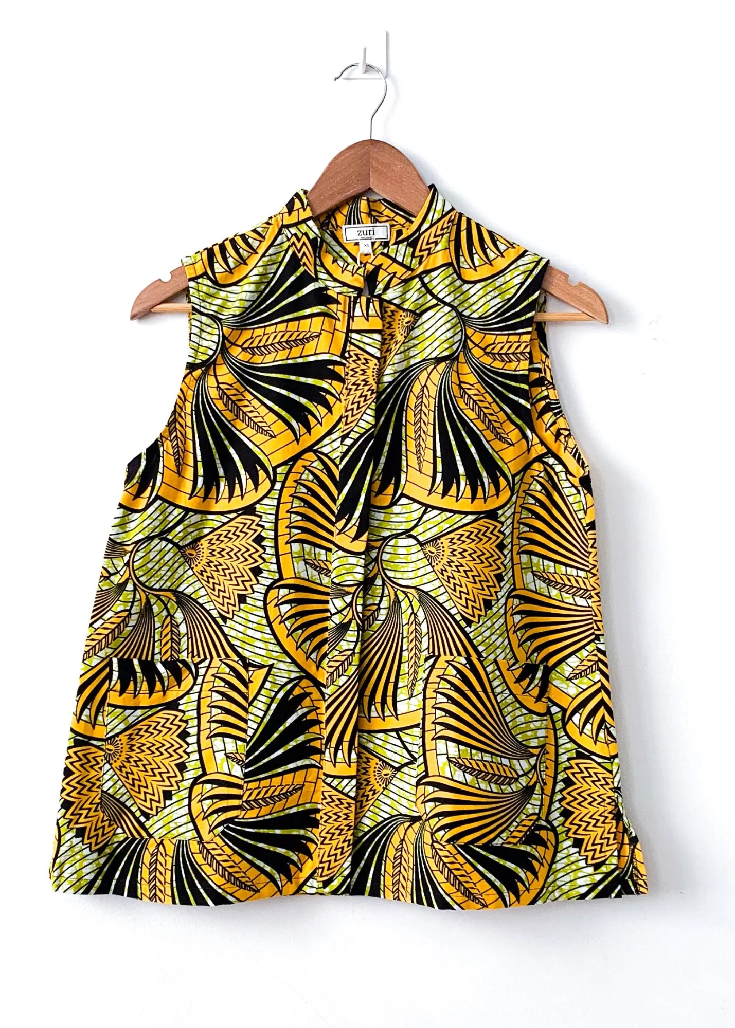 Frieze Tag Sleeveless Shirt - Image 2