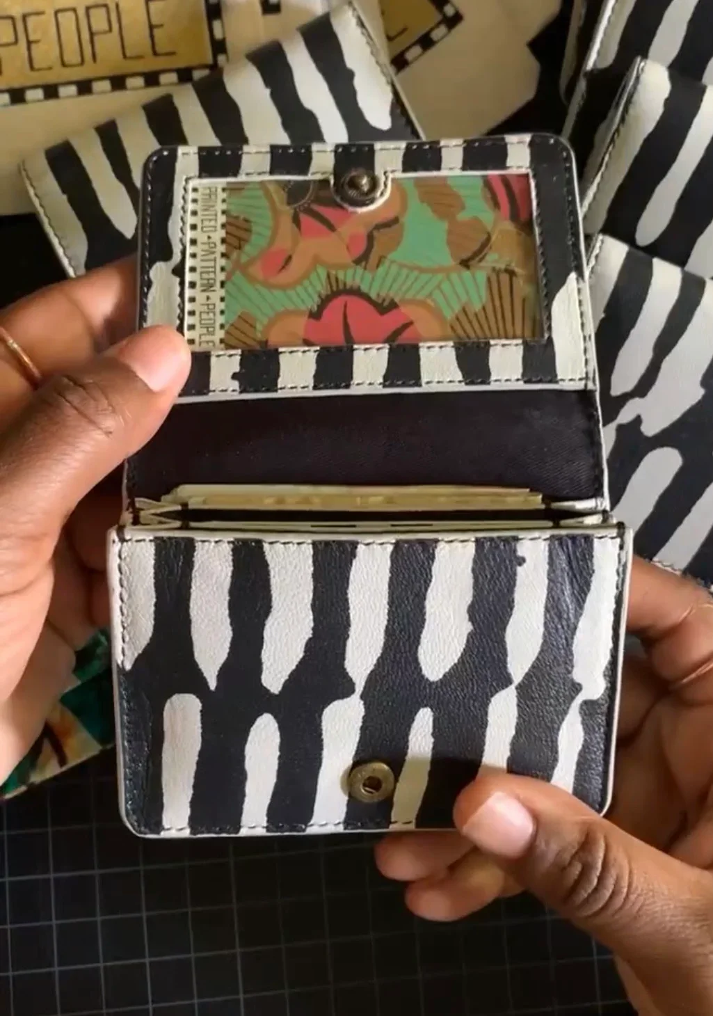 Printed Pattern People •Owó• Accordion Wallets - Image 5