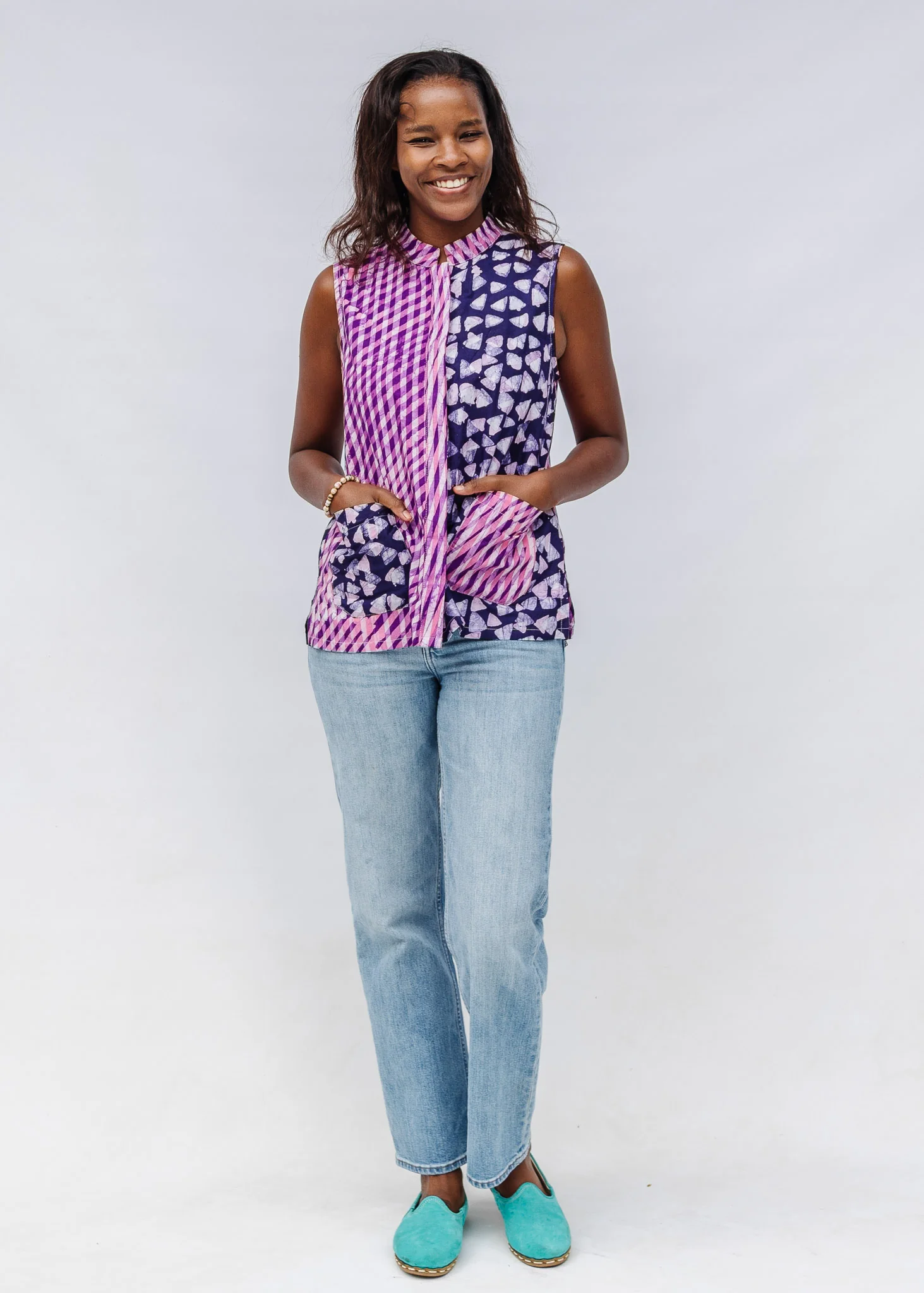 Vibrance Sleeveless Shirt - Image 4